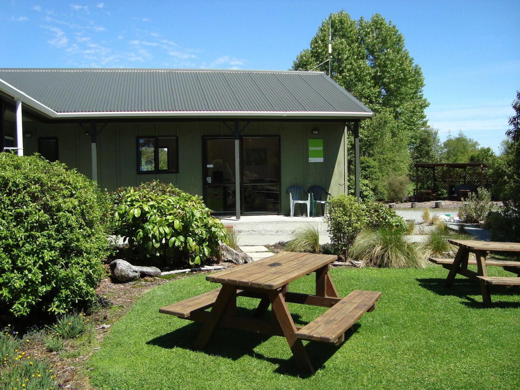 Lake Brunner Country Motel & Holiday Park Moana Dış mekan fotoğraf
