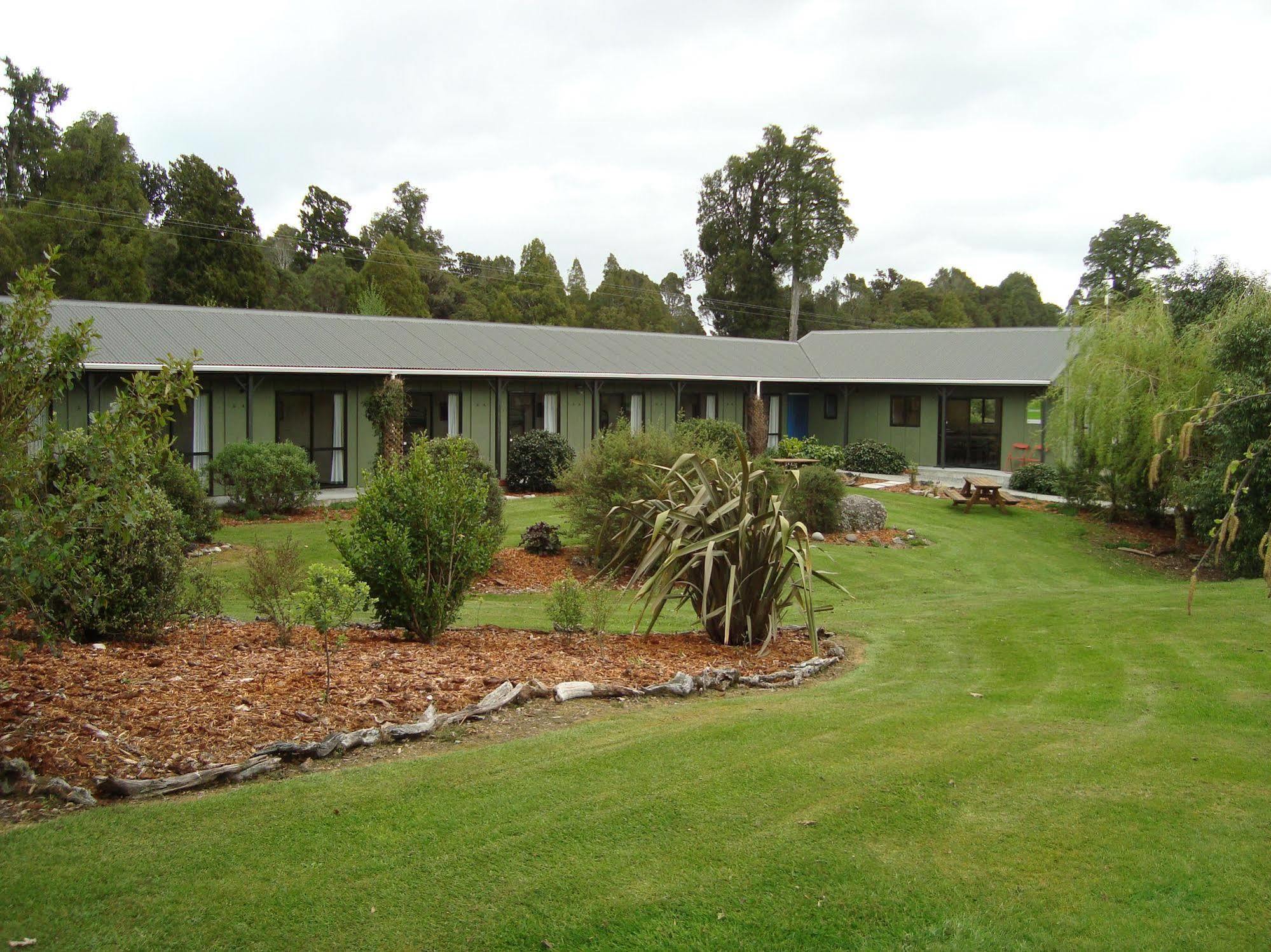 Lake Brunner Country Motel & Holiday Park Moana Dış mekan fotoğraf